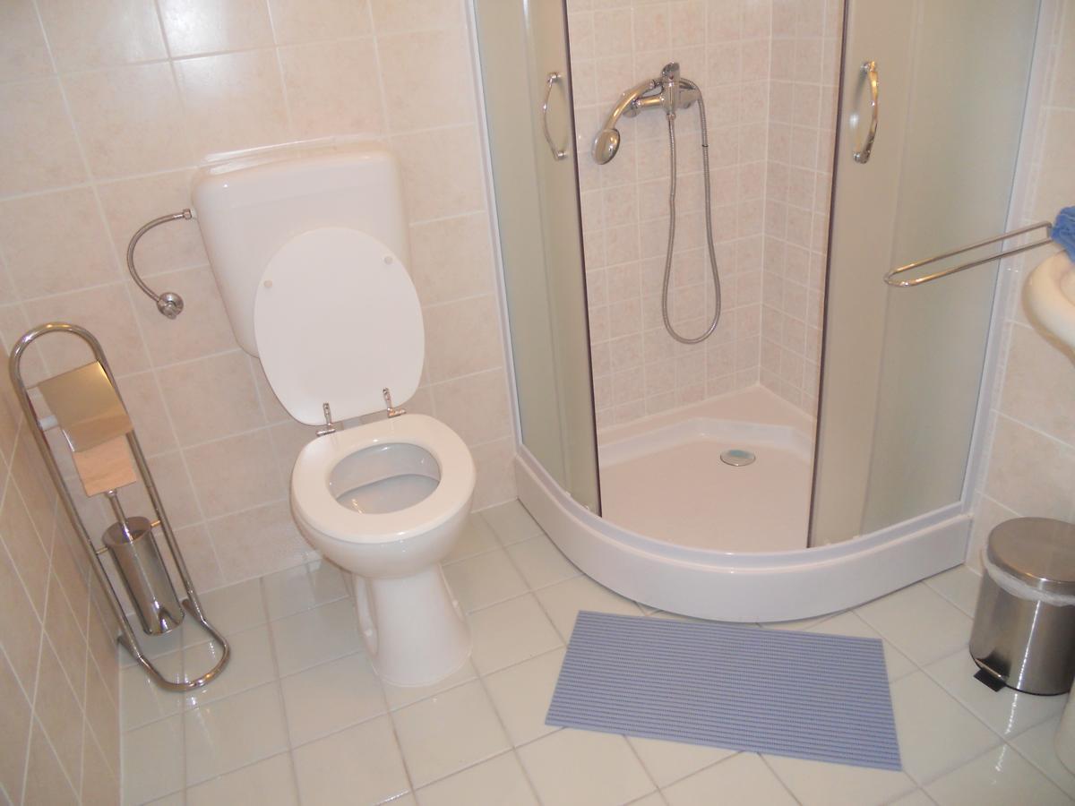 Apartment Casa Ezio Ljubač Екстериор снимка