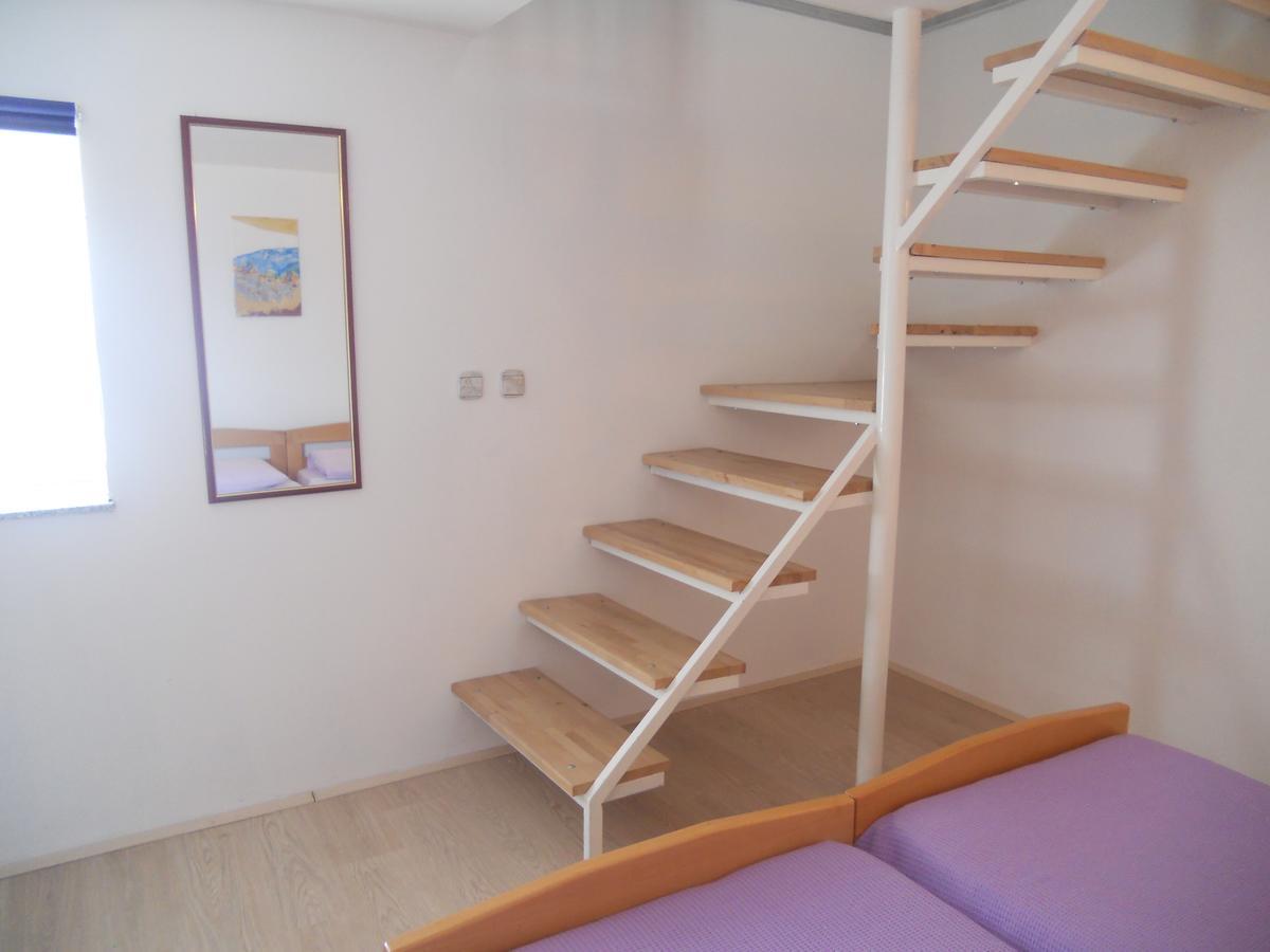 Apartment Casa Ezio Ljubač Екстериор снимка